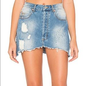 Laundry room shark bite skirt size 24